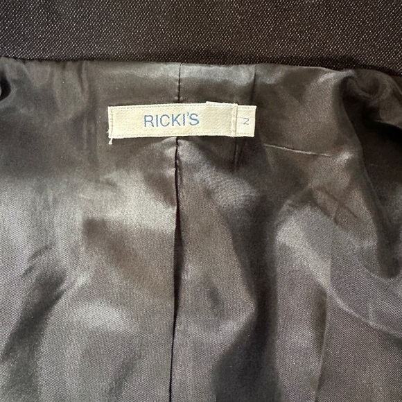Ricki’s Sz 2 Button Front Blazer.  NWOTS - Picture 6 of 7